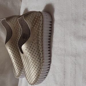 Beige Lee Jofa Slip-On Shoes